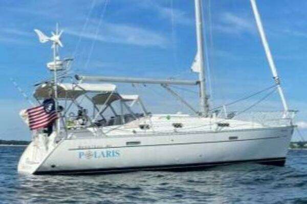 Picture Of: 2000 Beneteau 331 