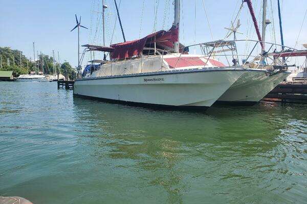 Picture Of: 1994 Catalac 11 meter Moonshine
