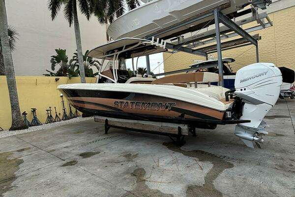 Picture Of: 2013 Statement 35 Center Console 