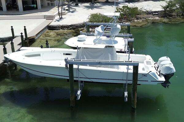 Picture Of: 2014 SeaVee 390B Center Console WARBIRD