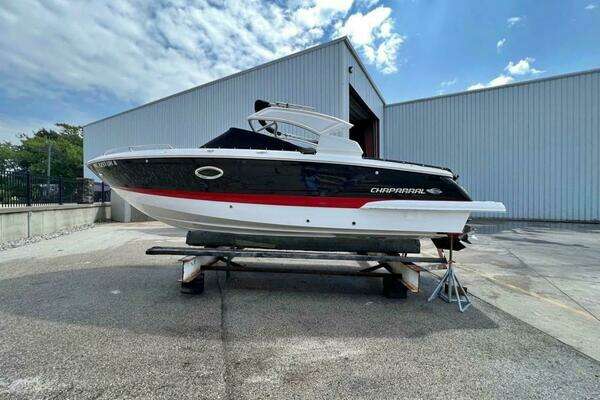 Picture Of: 2019 Chaparral 257 SSX 