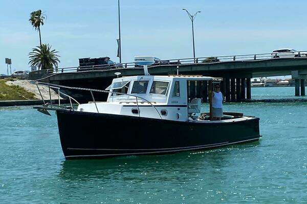 Picture Of: 1988 Ellis Down East 