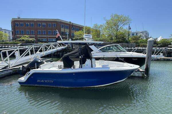 Picture Of: 2020 Blackfin 212 CC 