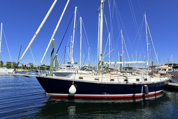 2835758 eb12ca0d 24 + yachts for sale