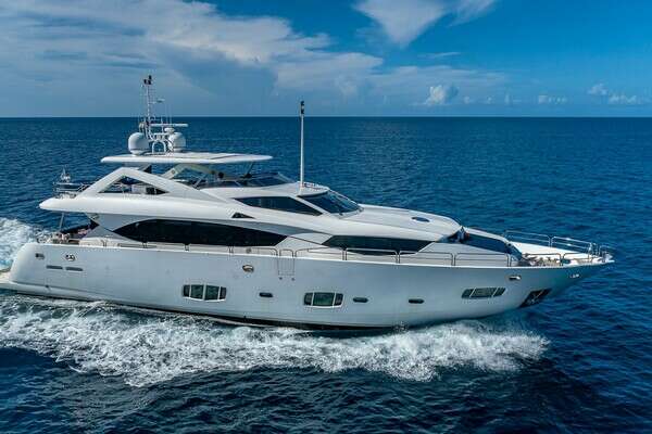 Picture Of: 2010 Sunseeker  EMRYS