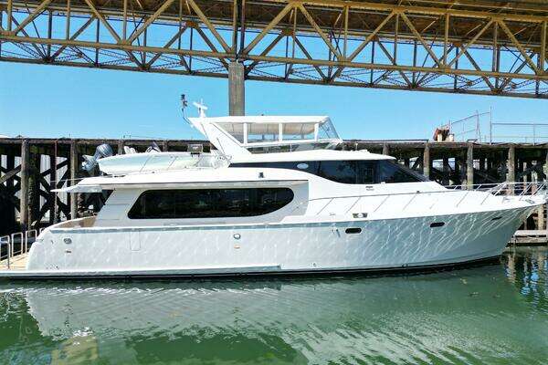 Picture Of: 2001 Symbol 66 Safari