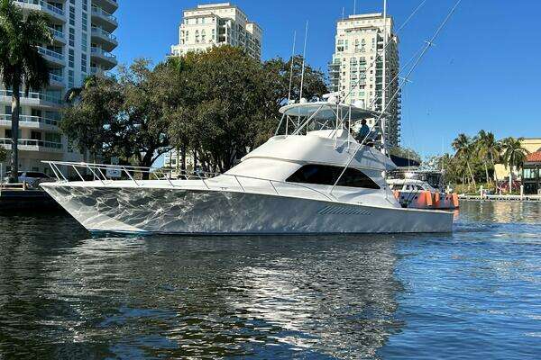 Picture Of: 2006 Viking 52 Convertible RUSTY
