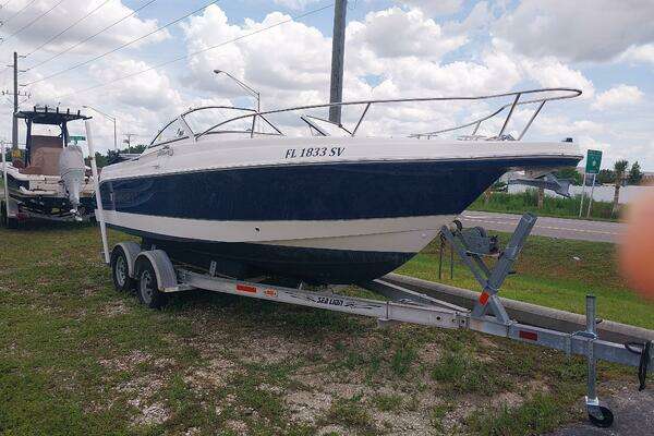 Picture Of: 2008 Wellcraft Sportsman 250 