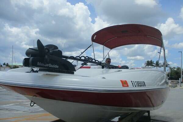 Picture Of: 2019 Tahoe  