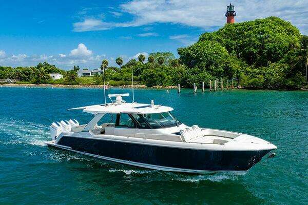 Picture Of: 2025 Tiara Yachts 48 LS 