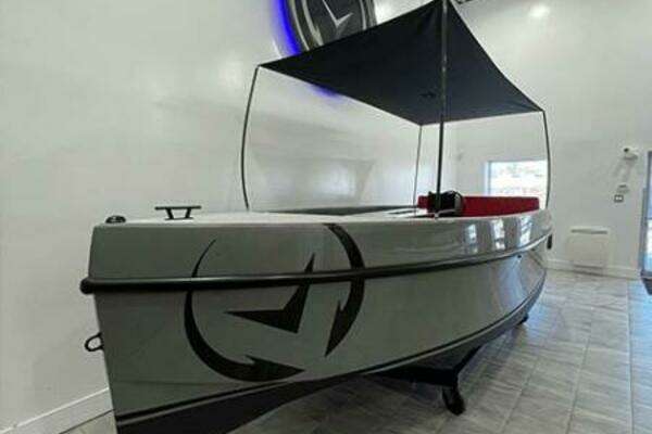 Picture Of: 2023 Vision Volt 180 