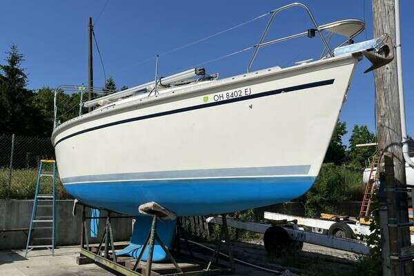 Picture Of: 1992 Hunter  Take A Chance