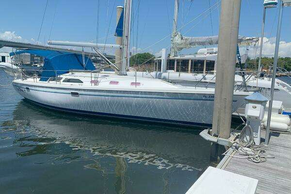 Picture Of: 1995 Catalina 42 Mk II Set Free