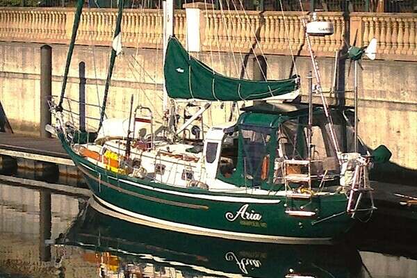 Picture Of: 2000 Pacific Seacraft 37 ARIA