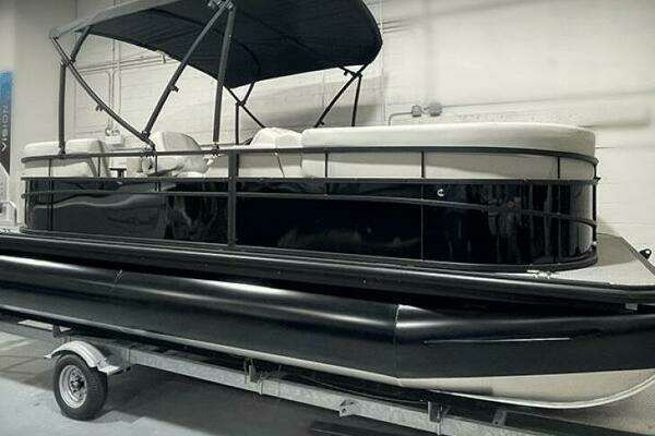 Picture Of: 2024 Vision  WX-001