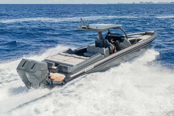 Picture Of: 2025 Skipper 38 Sunbed 