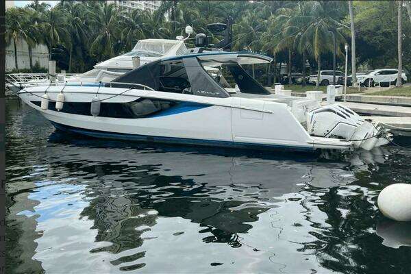 Picture Of: 2022 Azimut Verve 42 