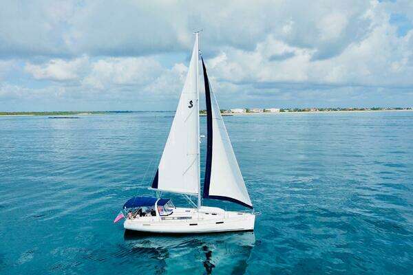 Picture Of: 2015 Beneteau Oceanis 45 “IMAGINE THAT”