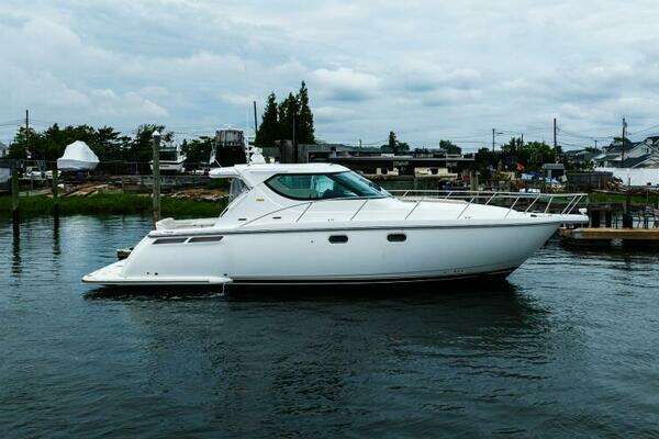 Picture Of: 2007 Tiara Yachts 4300 Sovran 