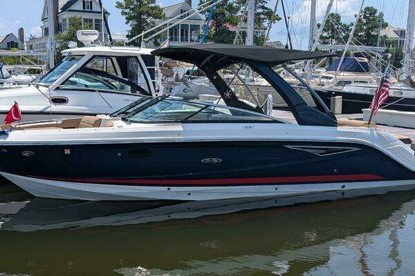 Picture Of: 2023 Sea Ray 280 SLX 