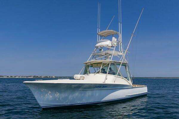 Picture Of: 1985 Scarborough 41 Express June Bug