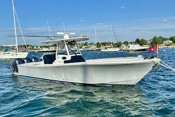 Picture Of: 2021 Regulator 34SS 