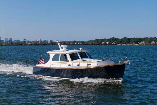 Picture Of: 2007 Gorbon 40 