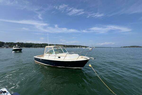 Picture Of: 2003 Surf-Hunter 25 Roxy