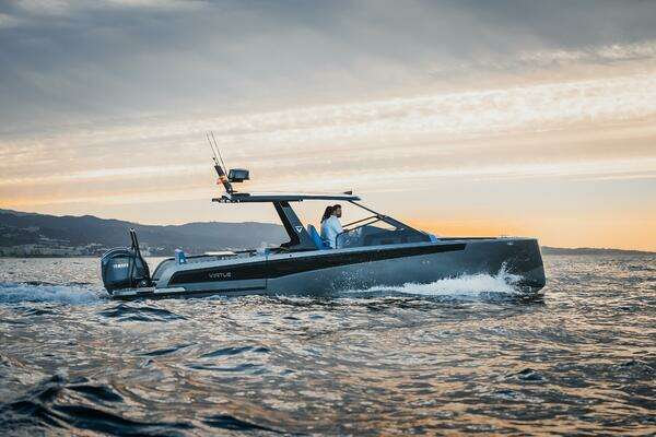 Picture Of: 2026 Virtue V10 T-Top 