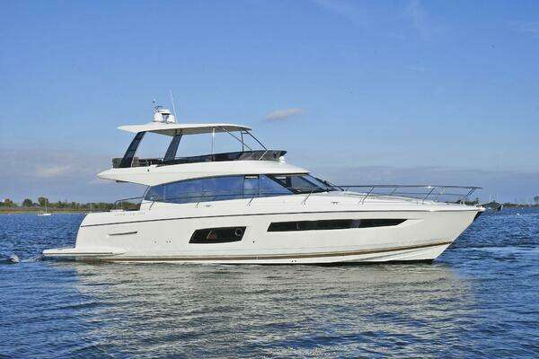 Picture Of: 2018 Prestige 560 Fly 