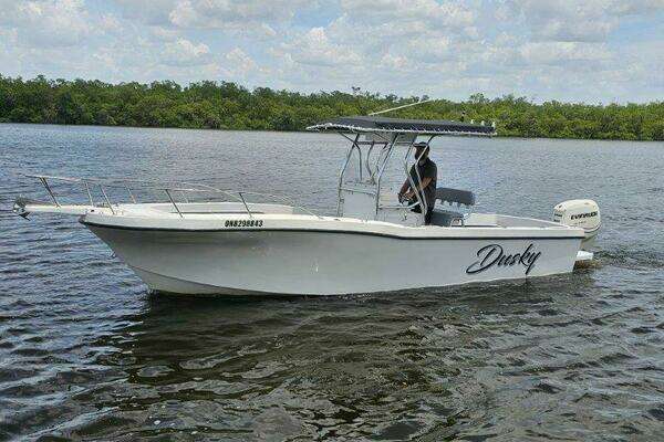 Picture Of: 1999 Dusky 256 Center Console 