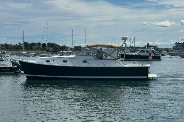 Picture Of: 2002 Mainship Pilot 34 Optimist