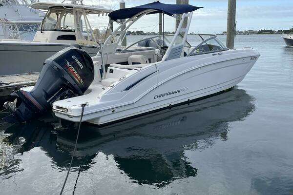 Picture Of: 2018 Chaparral 250 Suncoast 