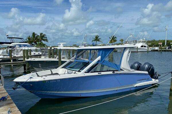 Picture Of: 2022 Chaparral 280 OSX 