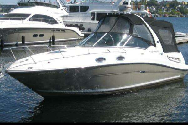 Picture Of: 2007 Sea Ray 260 Sundancer 