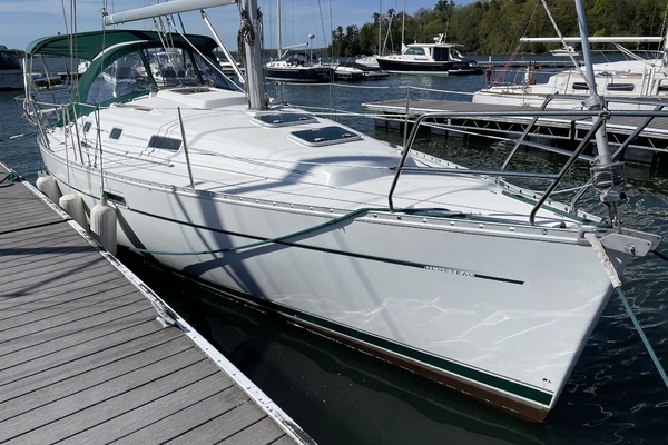 Picture Of: 2003 Beneteau  FISH FORUM