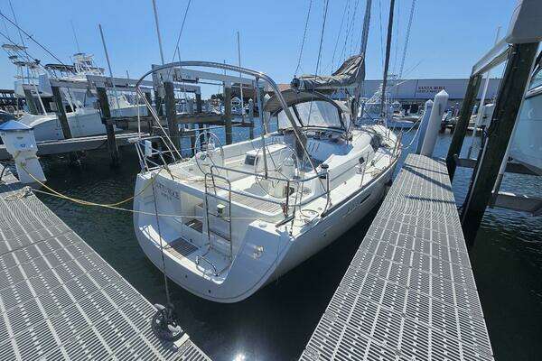 Picture Of: 2009 Beneteau Cyclades 43.3 Sotto Voce