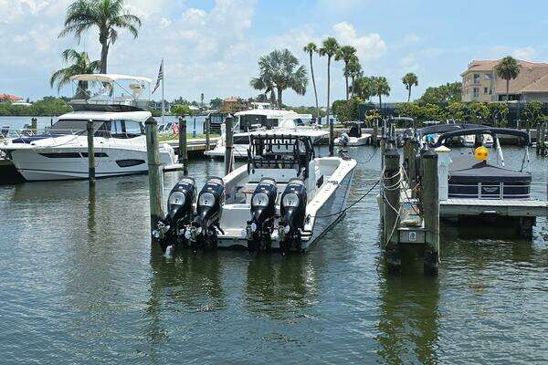 Picture Of: 2021 Freeman 37VH 