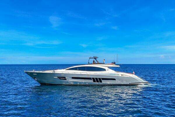Picture Of: 2010 Lazzara Yachts LSX 92 