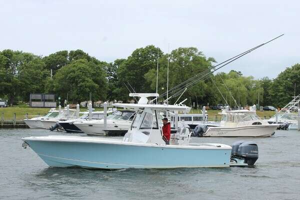 Picture Of: 2020 Regulator  