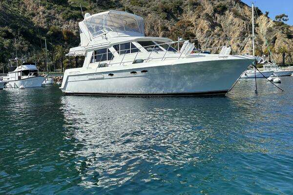 Picture Of: 2001 Californian 39 Lucky