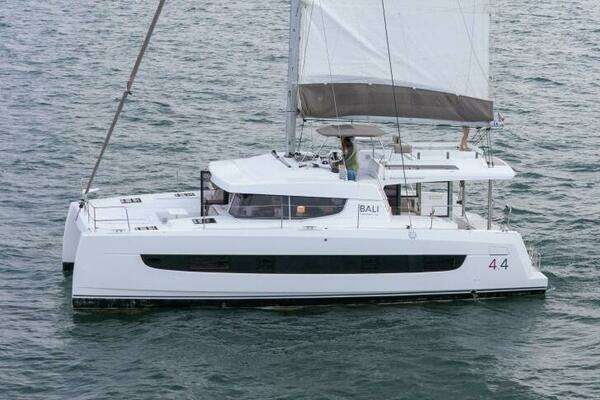 Picture Of: 2023 Bali 4.4 Point Clear