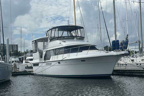 Picture Of: 1995 Carver 440 Aft Cabin Grace