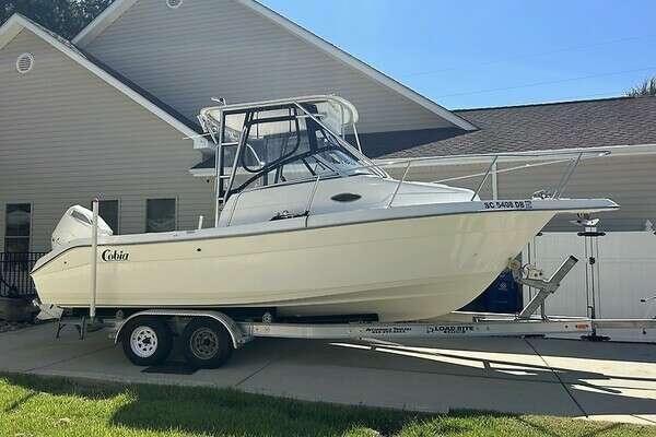 Picture Of: 1999 Cobia 240WA 