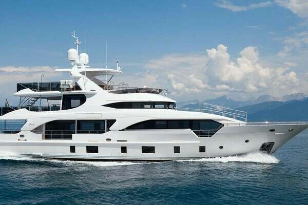 Picture Of: 2015 Benetti Traditional Supreme DYLAN ANNE