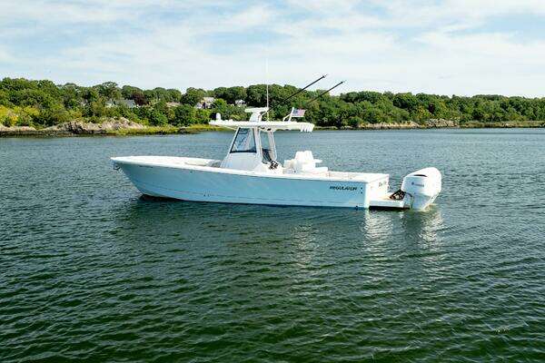 Picture Of: 2021 Regulator 34 Blue Chip