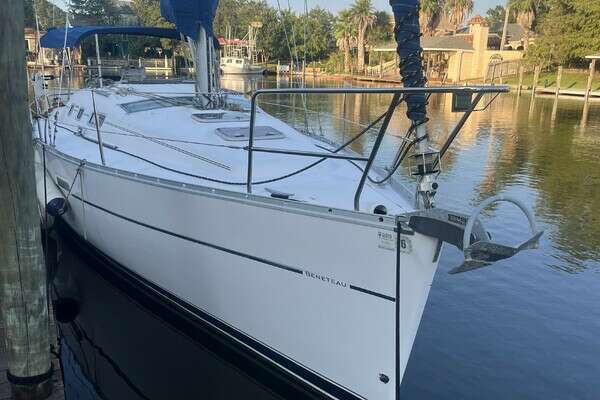Picture Of: 2006 Beneteau Oceanis 323 Last Penny