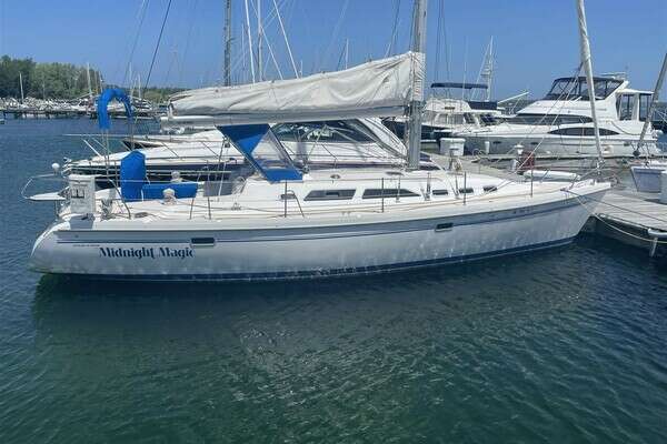 Picture Of: 1997 Catalina  Midnight Magic