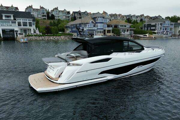 Picture Of: 2026 Sunseeker 55 Predator 