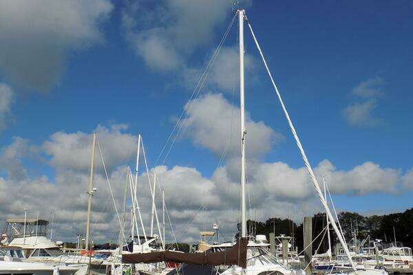 Picture Of: 1981 Cape Dory  Peregrine